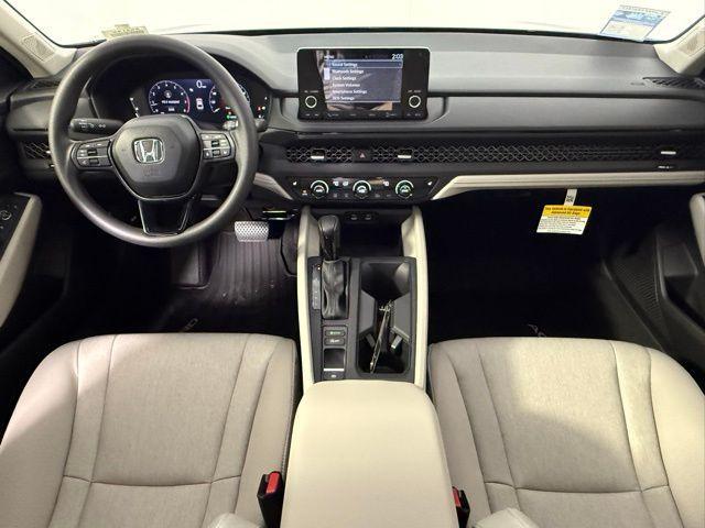 Photo of 2025 Meteorite Gray Metallic Honda Accord