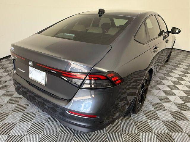 Photo of 2025 Meteorite Gray Metallic Honda Accord