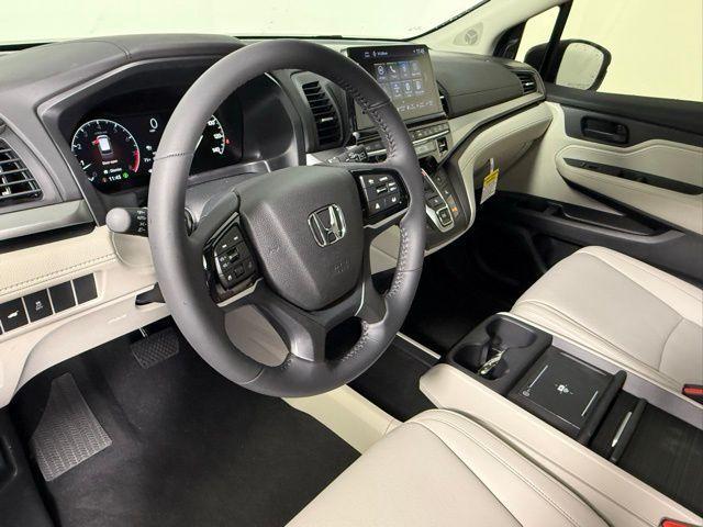 Photo of 2026 Modern Steel Metallic Honda Odyssey