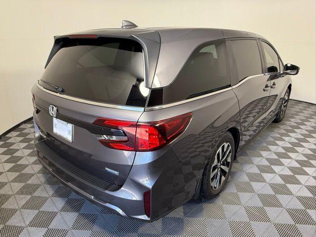 Photo of 2026 Modern Steel Metallic Honda Odyssey
