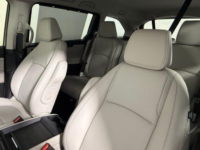 Photo of 2026 Modern Steel Metallic Honda Odyssey