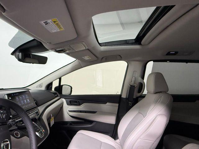 Photo of 2026 Modern Steel Metallic Honda Odyssey