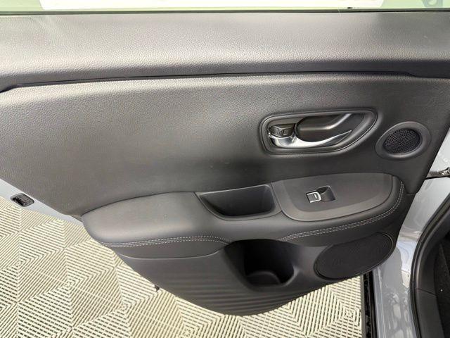 Photo of 2026 Urban Gray Pearl Honda HR-V
