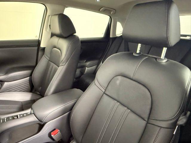 Photo of 2026 Urban Gray Pearl Honda HR-V