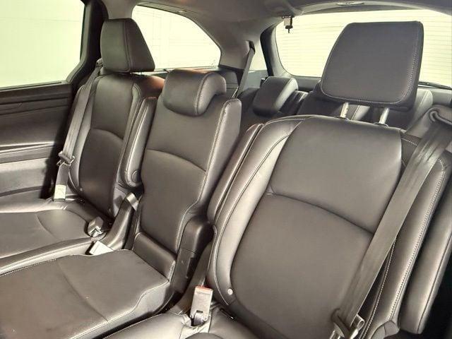 Photo of 2023 Crystal Black Pearl Honda Odyssey