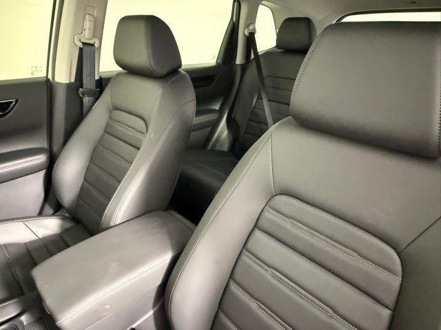 Photo of 2026 Solar Silver Metallic Honda CR-V