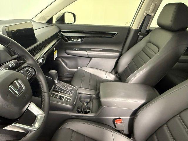 Photo of 2026 Solar Silver Metallic Honda CR-V