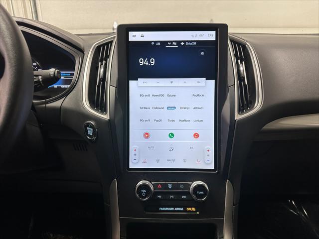 Photo of 2024 Carbonized Gray Ford Edge