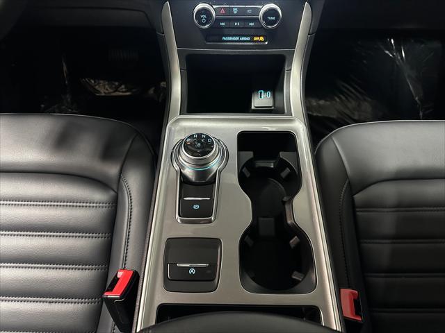 Photo of 2024 Carbonized Gray Ford Edge