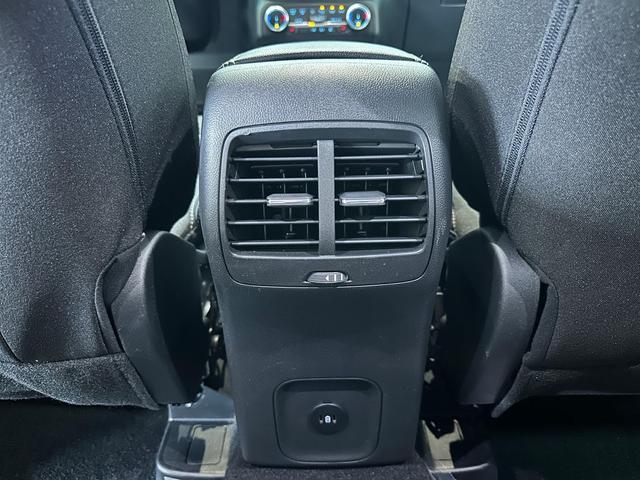 Photo of 2024 Carbonized Gray Metallic Ford Escape