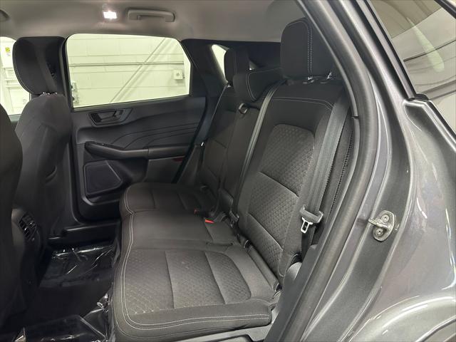 Photo of 2024 Carbonized Gray Metallic Ford Escape
