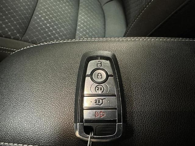 Photo of 2024 Carbonized Gray Metallic Ford Escape