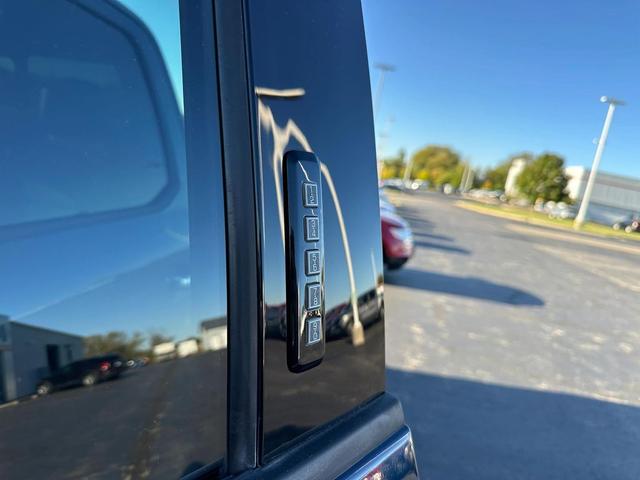 Photo of 2019 Blue Jeans Metallic Ford F-250