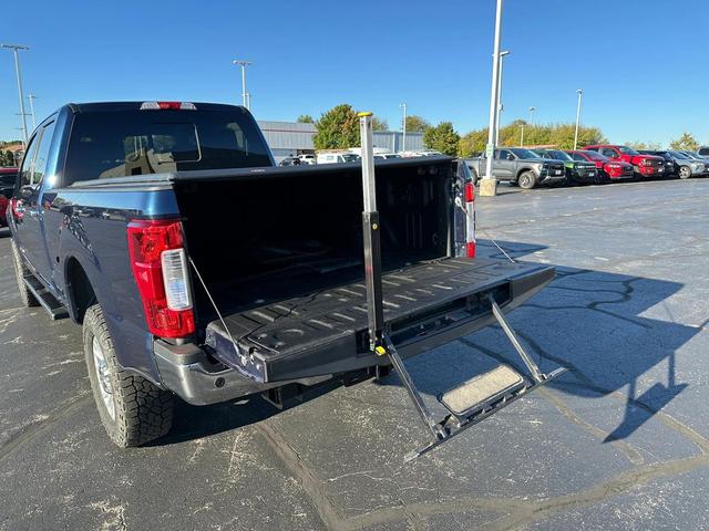 Photo of 2019 Blue Jeans Metallic Ford F-250