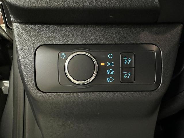 Photo of 2022 Carbonized Gray Ford Escape
