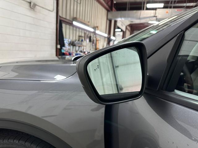 Photo of 2022 Carbonized Gray Ford Escape