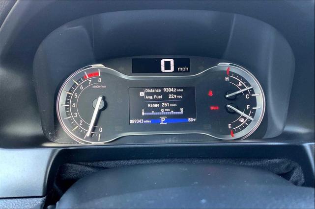 Photo of 2017 Modern Steel Metallic Honda Pilot