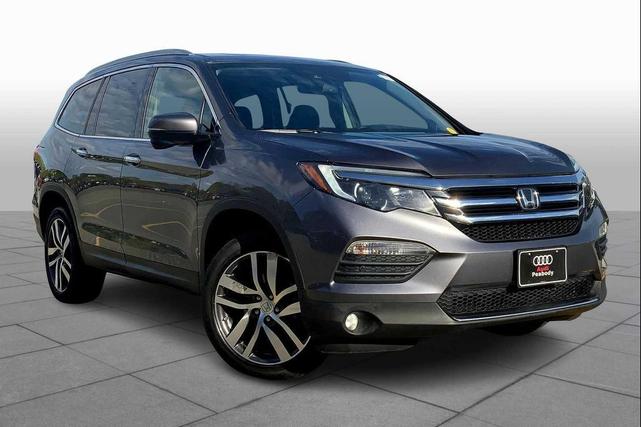 Photo of 2017 Modern Steel Metallic Honda Pilot