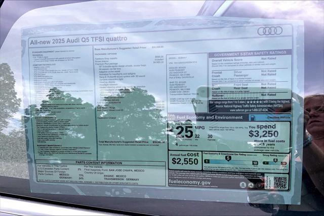 Photo of 2025 Tambora Gray Metallic Audi Q5