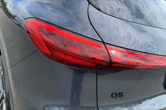 Photo of 2025 Tambora Gray Metallic Audi Q5