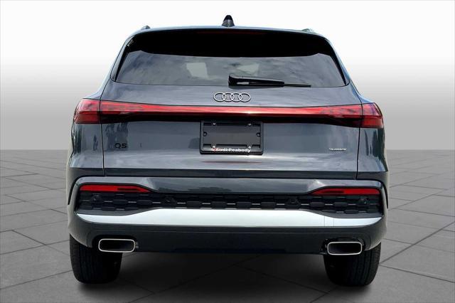 Photo of 2025 Tambora Gray Metallic Audi Q5