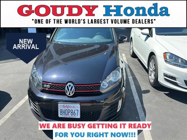 Photo of 2010 Deep Black Metallic Volkswagen GTI