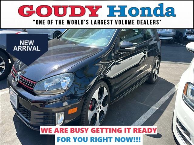 Photo of 2010 Deep Black Metallic Volkswagen GTI