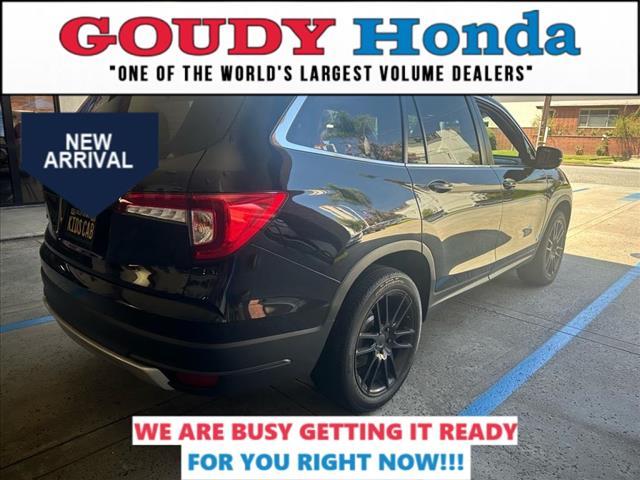 Photo of 2022 Crystal Black Pearl Honda Pilot