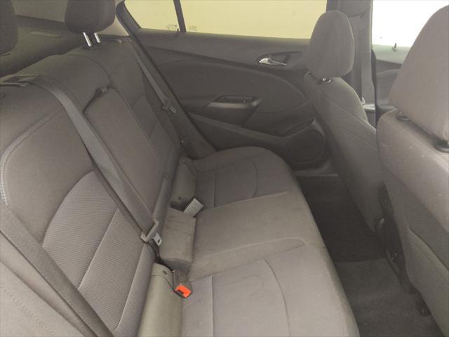 Photo of 2018 Red Chevrolet Cruze