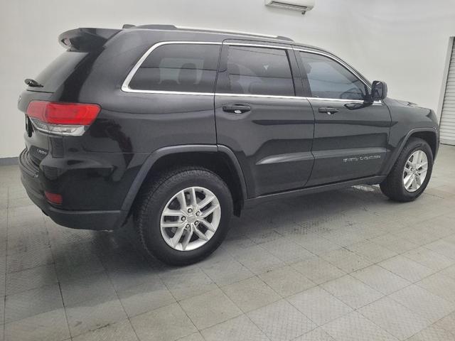 Photo of 2018 Diamond Black Crystal Pearlcoat Jeep Grand Cherokee