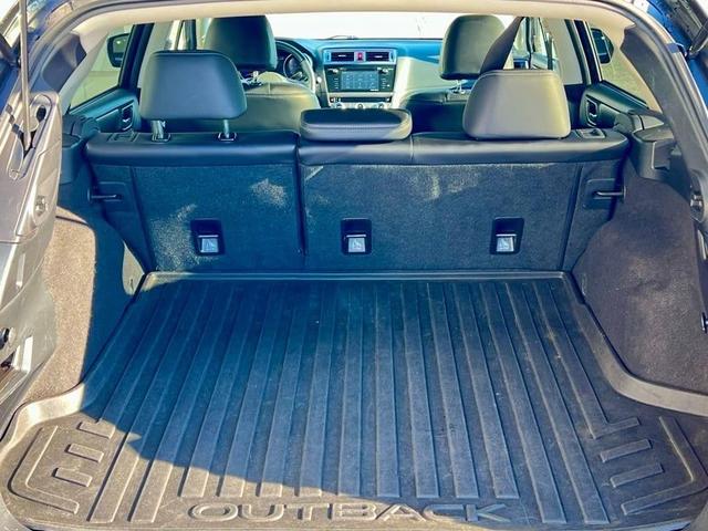 Photo of 2017 Crystal Black Silica Subaru Outback