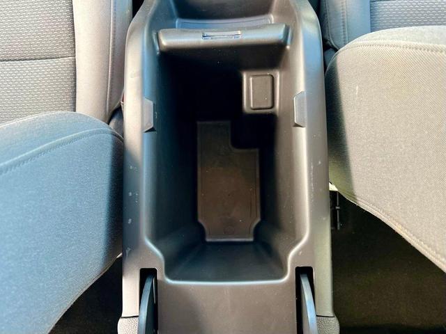Photo of 2016 Silver Ice Metallic Chevrolet Colorado