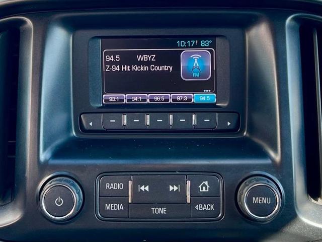 Photo of 2016 Silver Ice Metallic Chevrolet Colorado