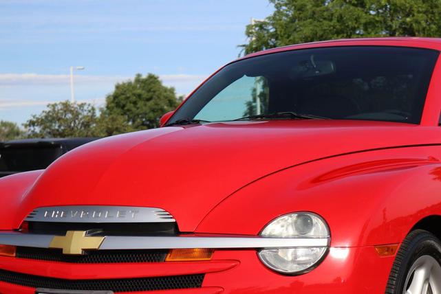 Photo of 2005 Redline Red Chevrolet SSR