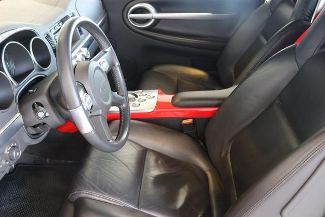 Photo of 2005 Redline Red Chevrolet SSR