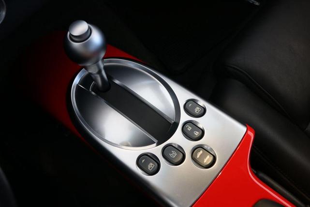 Photo of 2005 Redline Red Chevrolet SSR