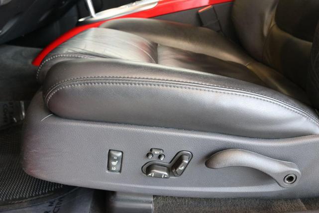 Photo of 2005 Redline Red Chevrolet SSR