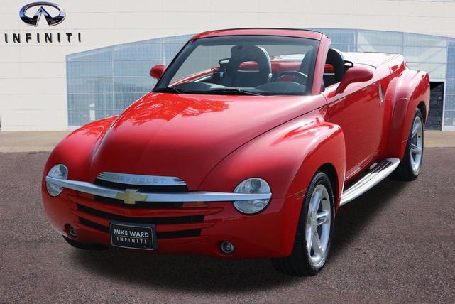 Photo of 2005 Redline Red Chevrolet SSR
