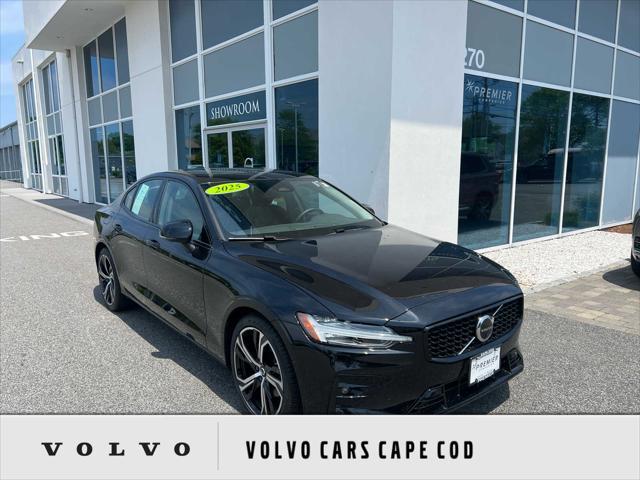 Photo of 2025 Onyx Black Metallic Volvo S60