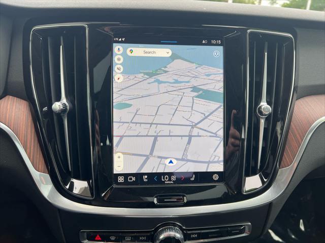 Photo of 2025 Onyx Black Metallic Volvo S60