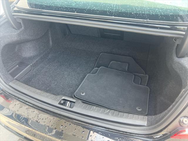 Photo of 2025 Onyx Black Metallic Volvo S60