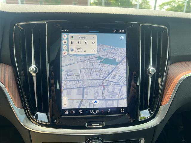 Photo of 2025 Onyx Black Metallic Volvo S60