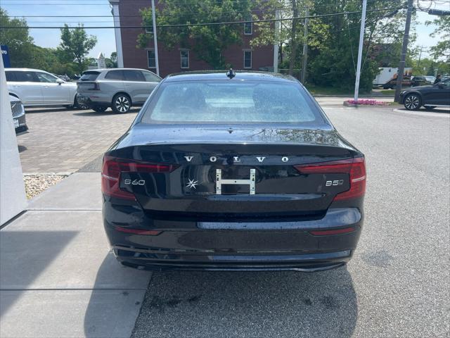 Photo of 2025 Onyx Black Metallic Volvo S60