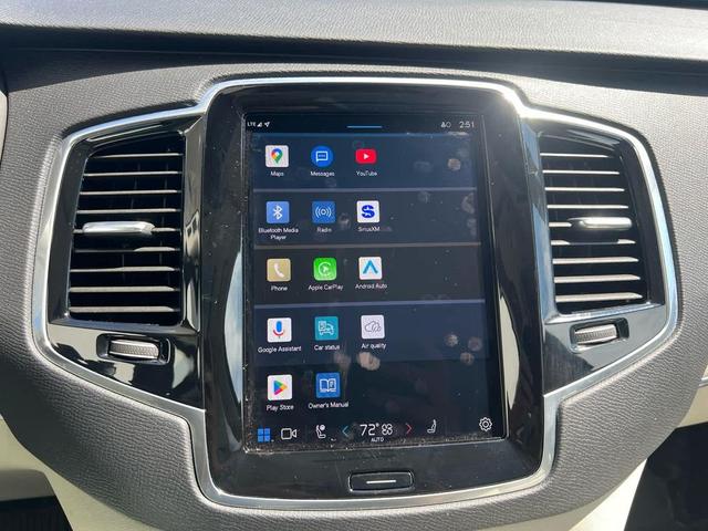 Photo of 2024 Onyx Black Metallic Volvo XC90