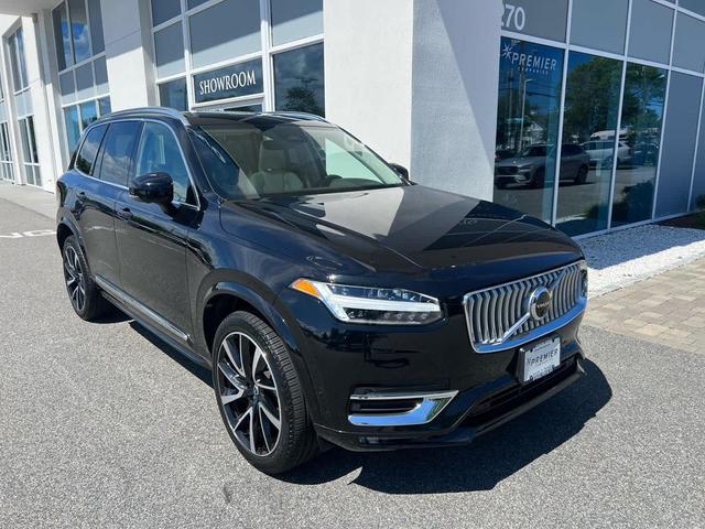 Photo of 2024 Onyx Black Metallic Volvo XC90