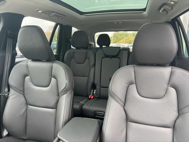 Photo of 2025 GREY Volvo XC90 Plug-In Hybrid