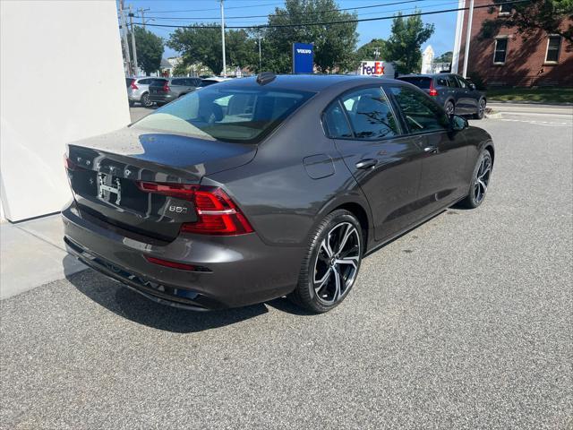 Photo of 2025 Platinum Grey Metallic Volvo S60