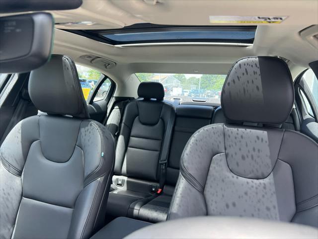 Photo of 2025 Denim Blue Metallic Volvo S60