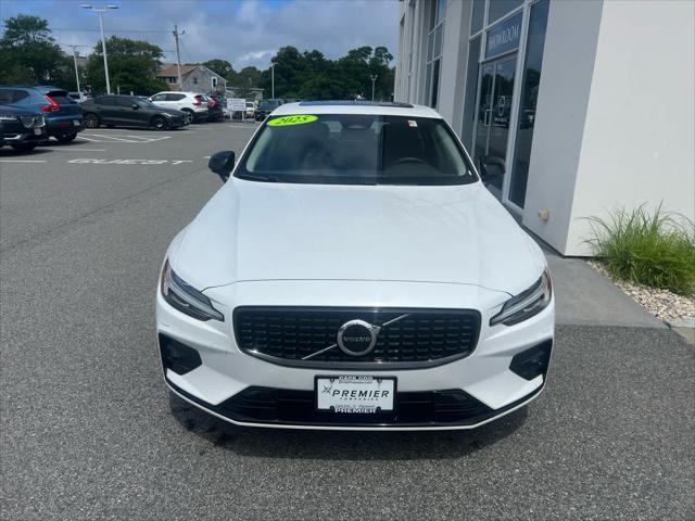 Photo of 2025 Crystal White Pearl Volvo S60