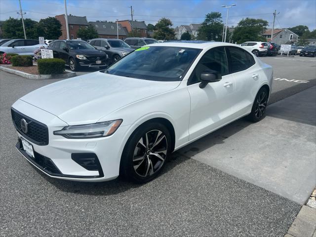 Photo of 2025 Crystal White Pearl Volvo S60